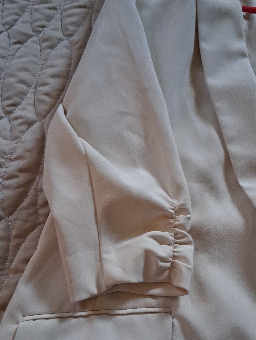 Light Cream Blazer - Inc - Picture 5 of 6